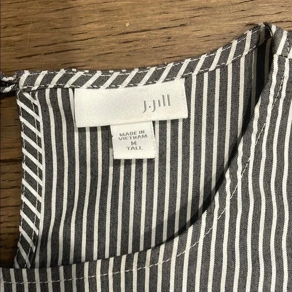 J. Jill 3/4 Sleeve Blouse - Picture 2 of 5